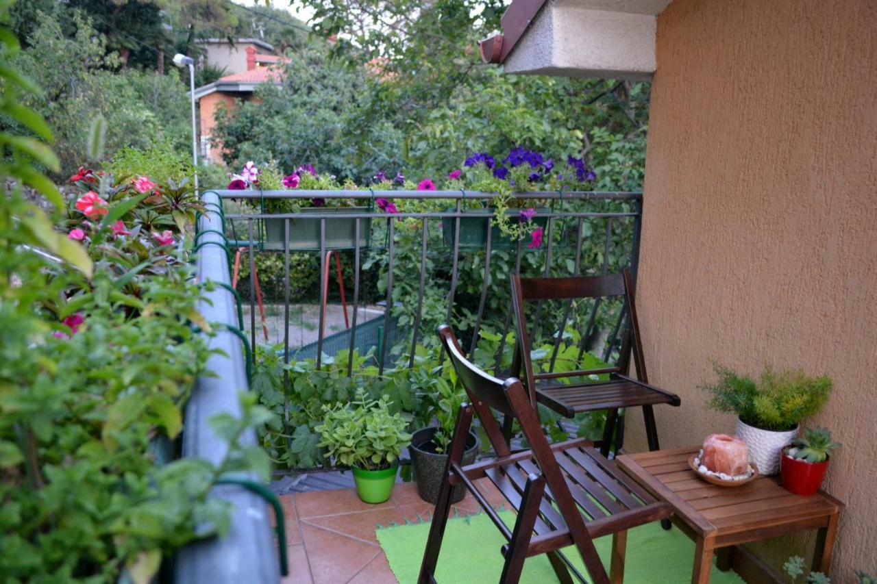 Casa Del Padre - Annabelle Apartment Рийека Екстериор снимка
